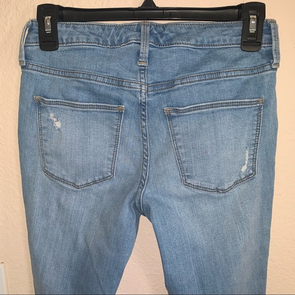 Universal Thread Distressed Skinny Ankle Jeans - Picture 6 of 13